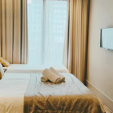 Nocleg ze śniadaniem Casa Balmes 3*