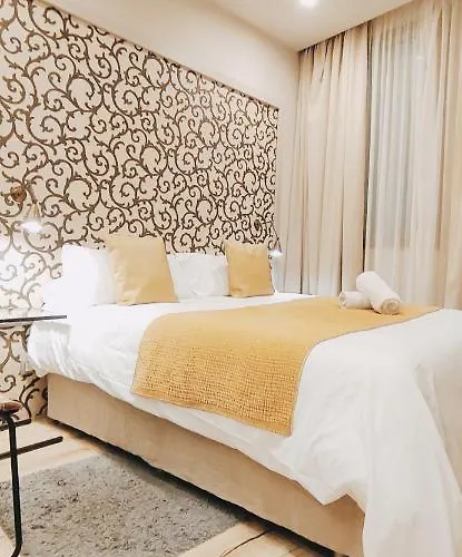 ベッド・アンド・ブレックファスト カーサ バルメス 4*