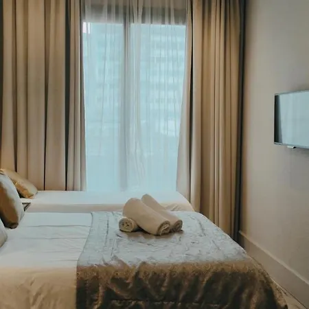 Casa Balmes 4*