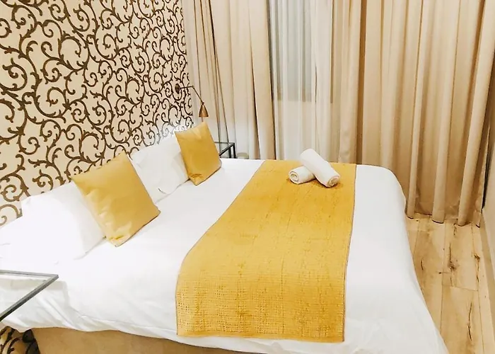 Alojamento de Acomodação e Pequeno-almoço Casa Balmes 4*