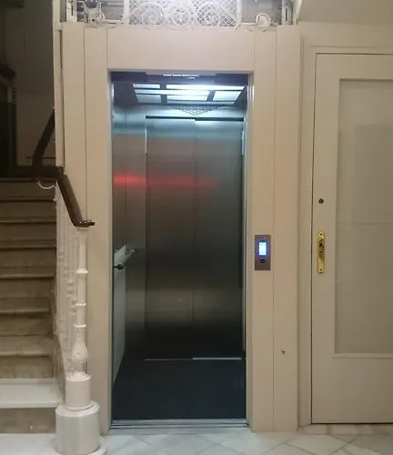 Alojamento de Acomodação e Pequeno-almoço Casa Balmes Barcelona
